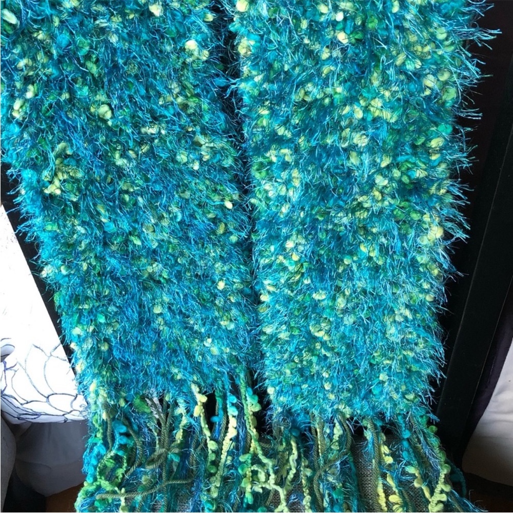 Handmade Scarf - Picture 2 of 4